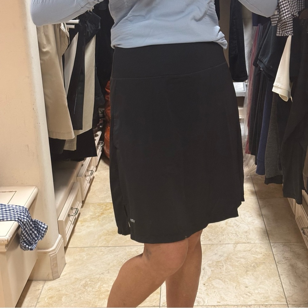 Black Women's athletic/golf/tennis Skirt - M - Picture 1 of 5